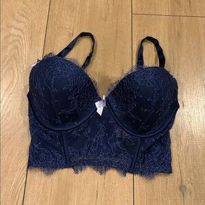 Victoria's Secret Lac Bra Size 32DD